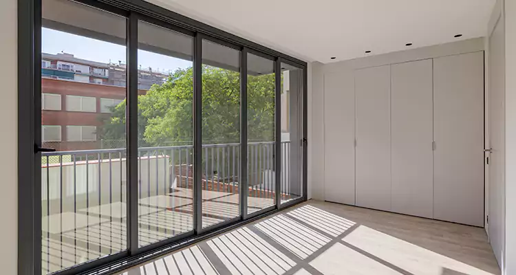 Balcony Sliding Glass Doors in Wekiwa Springs, FL
